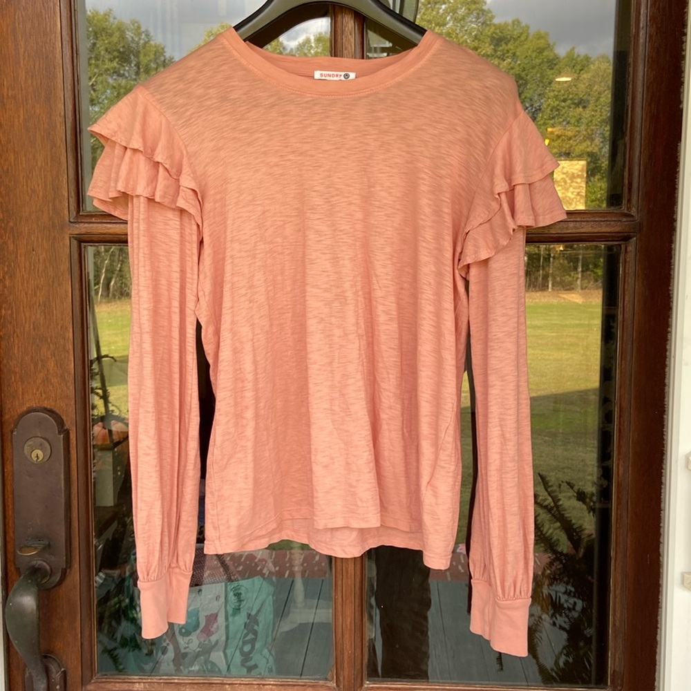 Sundry 100% Pima cotton‎ ruffled shoulder top. size 2 (M)